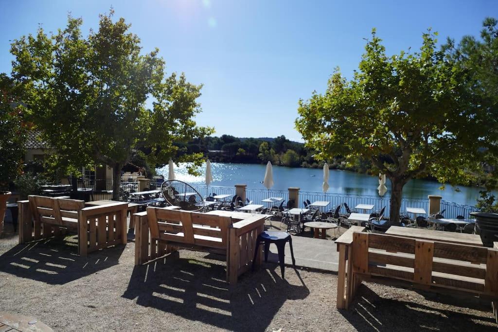 Appartement Clim & Piscine Sur Golf Pont-Royal Εξωτερικό φωτογραφία