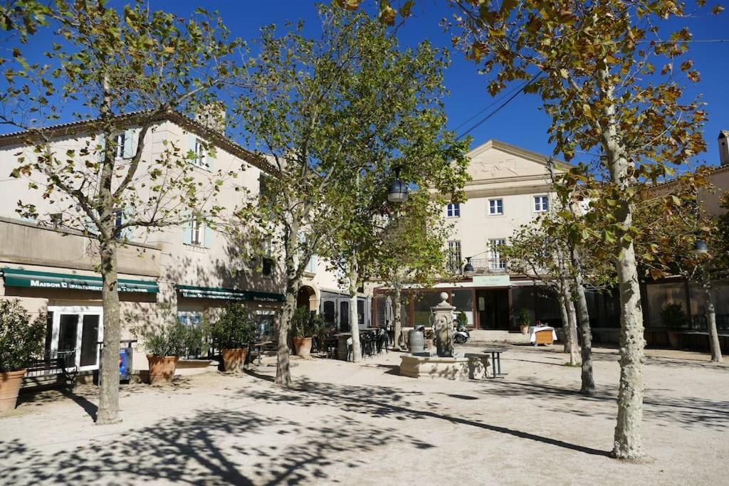 Appartement Clim & Piscine Sur Golf Pont-Royal Εξωτερικό φωτογραφία